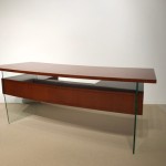 Bureau courbe attribué à Jacques Dumond