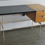 Bureau CM 141 Lacqué Blanc de Pierre Paulin edition Thonet