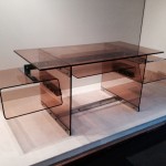 Bureau Futuriste en Plexi