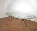 Grande table en verre ovale de Xavier-Féal