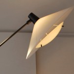 Lampadaire avec abat-jour en perpex de Robert Mathieu