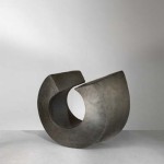 Black loop ceramic sculpture by Mireille Moser