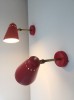 Paire d'appliques orientables rouges de Robert Mathieu