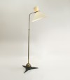 mathieu_lampadaire_laiton_base_etoile_1950_design_meublesetlumieres_1.jpg