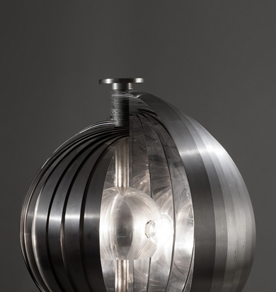 Lampe_attribuee_claudio_salocchi_2.jpg