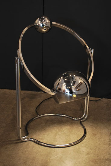 lampe_a_contre_poid_verre_et_lumiere.jpg