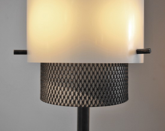 3_lampadaire_arlus_meubles_et_limieres.jpg