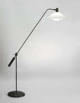 mathieu_lampadaire_contrepoids_metal_lacque_perpex_1960_design_meublesetlumieres_1.jpg