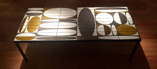 capron_roger_table_basse_ceramique_ellipse_faience_1960_galeriemeublesetlumieres_paris_1.jpg