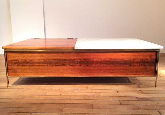 2_table_basse_a_systeme_Paul_McCobb_Mobilier_International_palissandre_Okoume_laiton_acajou_marbre_design_meublesetlumieres.jpg