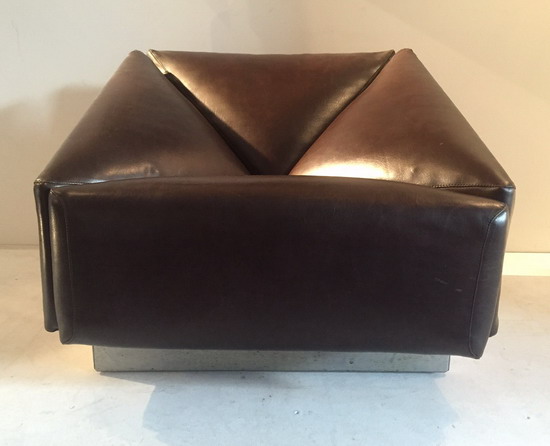 3_fauteuil__1970_skai_galerie_meubles_et_lumieres.jpg