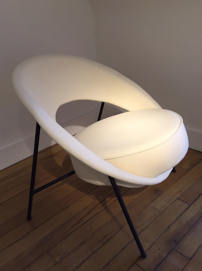 5_fauteuil_saturne_dangles_defrance_44_design_meublesetlumieres.jpg