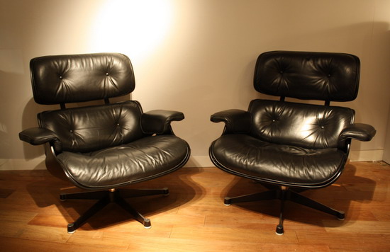 2_paire_de_fauteuils_Eames_galerie_meubles_et_lumieres.jpg