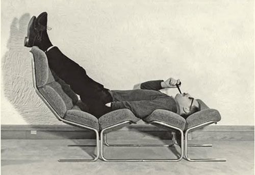 7_fauteuil_et_pouf_Triennale_edition_STEINER_de_Michel_Mortier_WEB.jpg